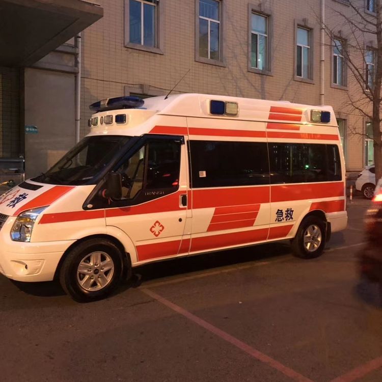 托里夜间租赁救护车护送病人转院：安全转运的 8 大核心注意事项